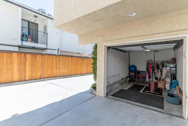 4658 Ohio St, San Diego, CA 92116 - garage with a garage door opener