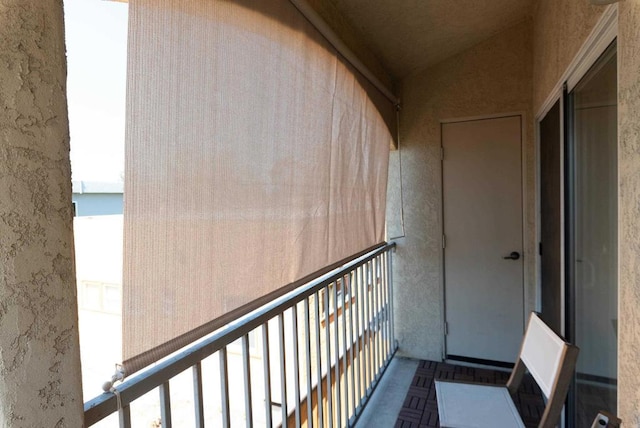 4658 Ohio St, San Diego, CA 92116 - view of balcony