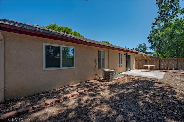 1584 Portola Way, Merced, CA 95348 - rear view of property featuring a patio and stucco siding