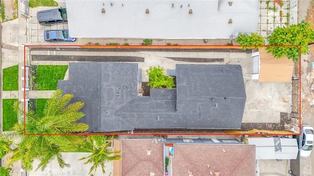343 E 98th St, Los Angeles, CA 90003 - aerial view of property and surrounding area featuring property boundaries highlighted