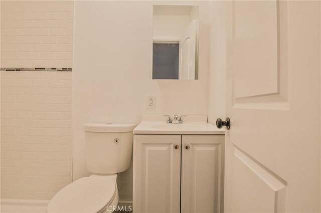 343 E 98th St, Los Angeles, CA 90003 - bathroom with vanity and a tile shower