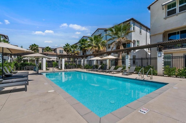 2310 Stardust Gln, Escondido, CA 92025 - community pool with a patio area and a residential view