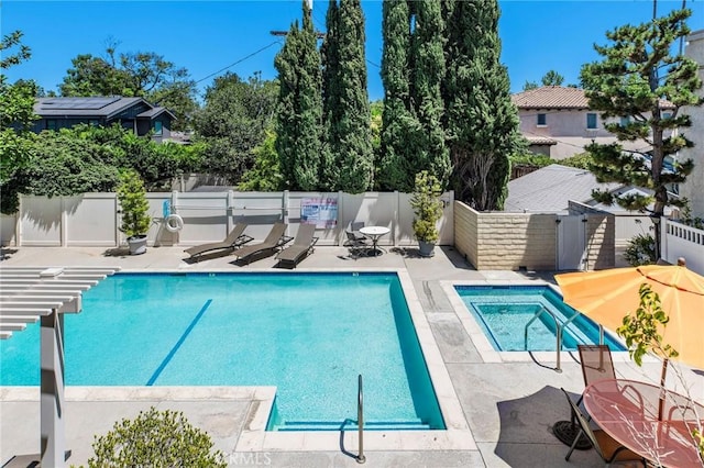 14315 Riverside Dr Unit 209, Sherman Oaks, CA 91423 - community pool with a patio area and an in-ground hot tub