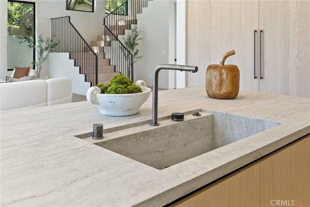 14738 Otsego St, Sherman Oaks, CA 91403 - detailed view of a sink
