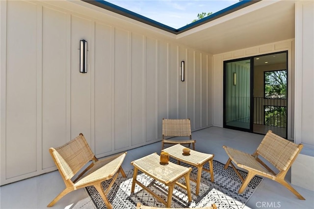 14738 Otsego St, Sherman Oaks, CA 91403 - view of patio