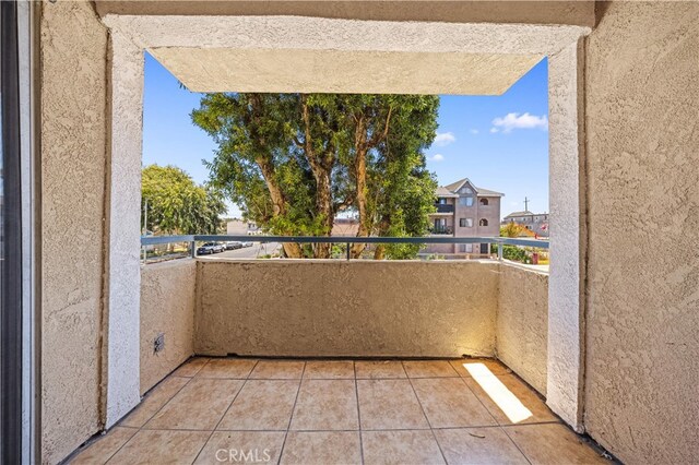 1629 Cherry Ave Unit 102, Long Beach, CA 90813 - view of balcony