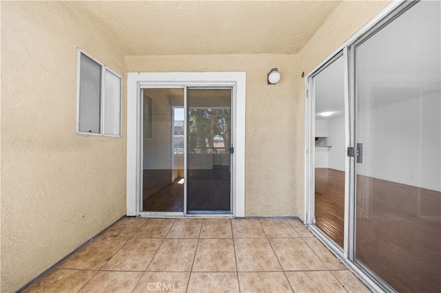 1629 Cherry Ave Unit 102, Long Beach, CA 90813 - entrance to property with stucco siding and a patio area