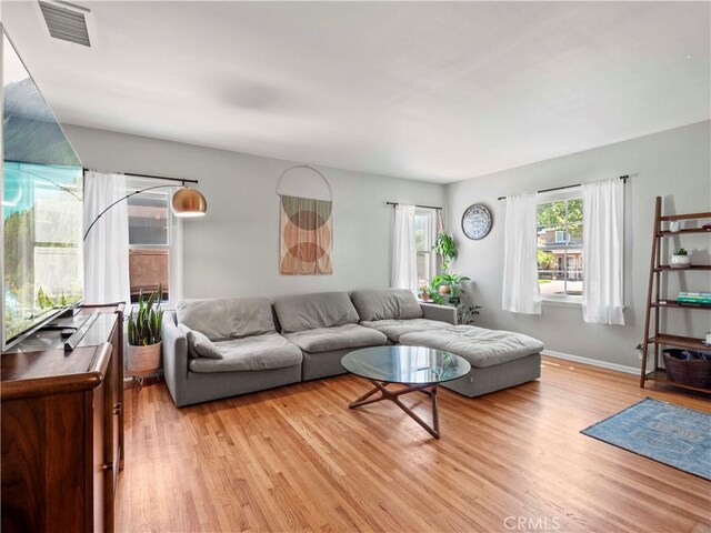 1511 N Maple St, Burbank, CA 91505 - living room featuring light wood finished floors and baseboards