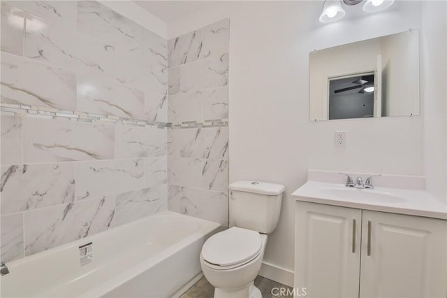 9218 Hooper Ave, Los Angeles, CA 90002 - bathroom with vanity and toilet