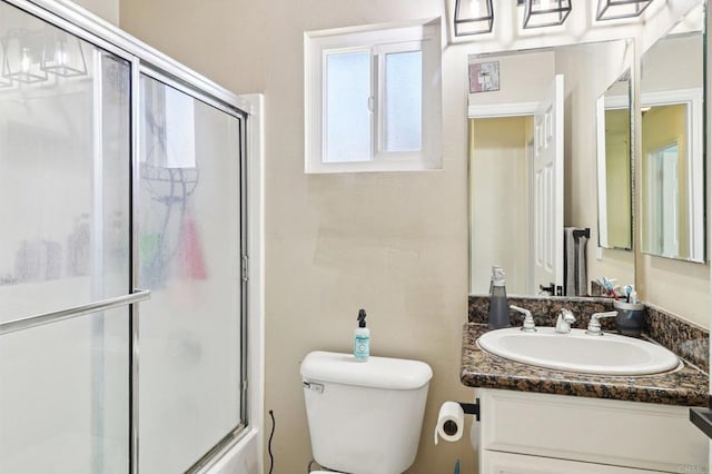 8980 Lamar St # 6, Spring Valley, CA 91977 - full bathroom featuring toilet and vanity