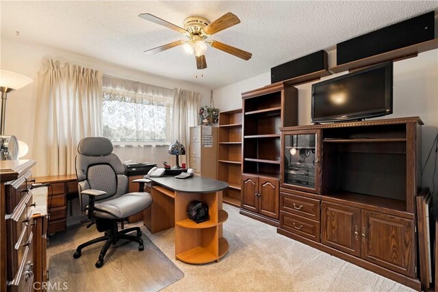 341 Mellane Cir, Orland, CA 95963 - office area featuring a ceiling fan, light colored carpet, and a textured ceiling