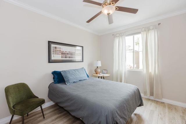 2740 E Bainbridge Rd, San Diego, CA 92106 - bedroom with light wood-type flooring, crown molding, and a ceiling fan