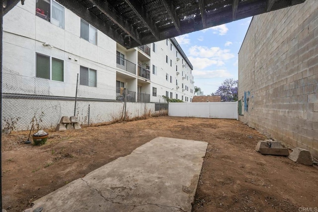 254 17th St, San Diego, CA 92101 - view of yard