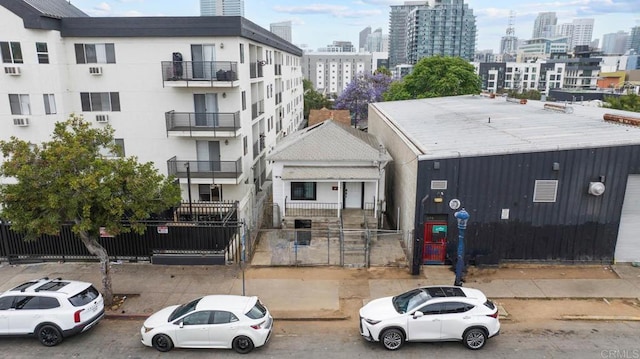 254 17th St, San Diego, CA 92101 - view of property featuring a city view