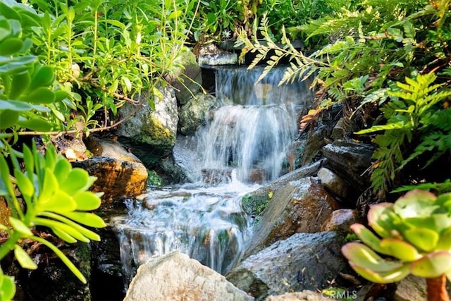 2310 Oak Haven Ln, Arroyo Grande, CA 93420 - exterior view of a garden pond