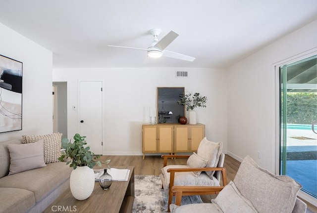 7746 Nevada Ave, Canoga Park, CA 91304 - photo 14