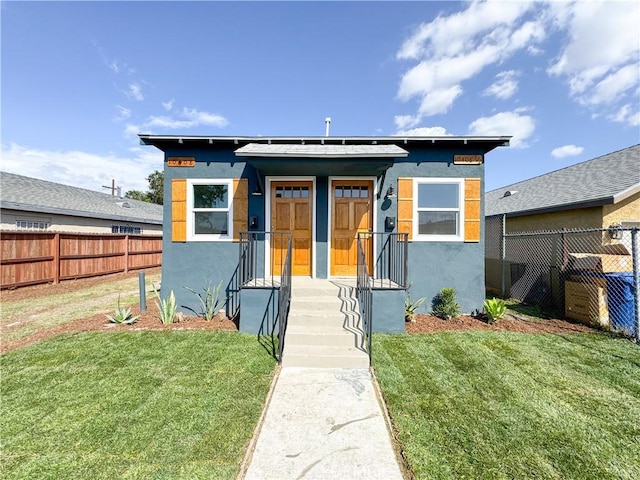 10408 Kalmia St, Los Angeles, CA 90002 - view of front of home with stucco siding