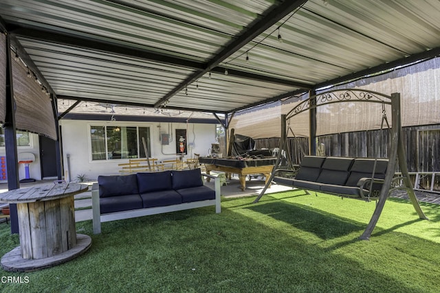 6100 Carter Ave, Bakersfield, CA 93308 - sunroom with an outdoor living space