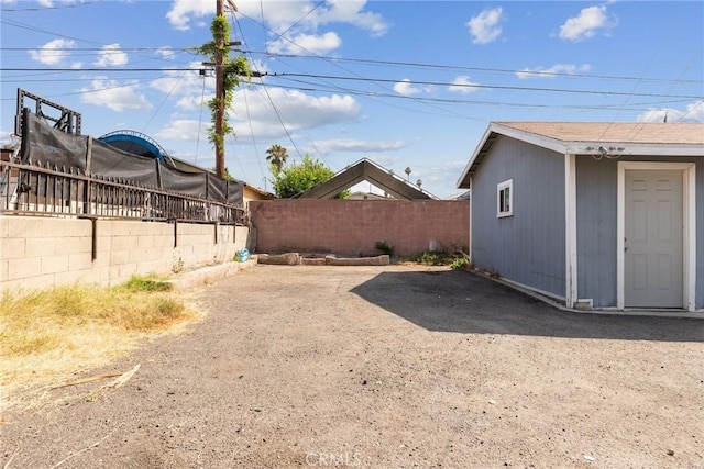 3561 E 6th St, Los Angeles, CA 90023 - view of yard