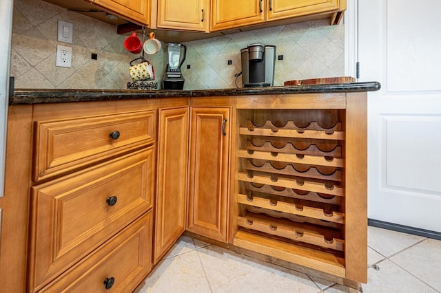 1926 Pamela Ln, Escondido, CA 92026 - bar area featuring tasteful backsplash and light tile patterned floors