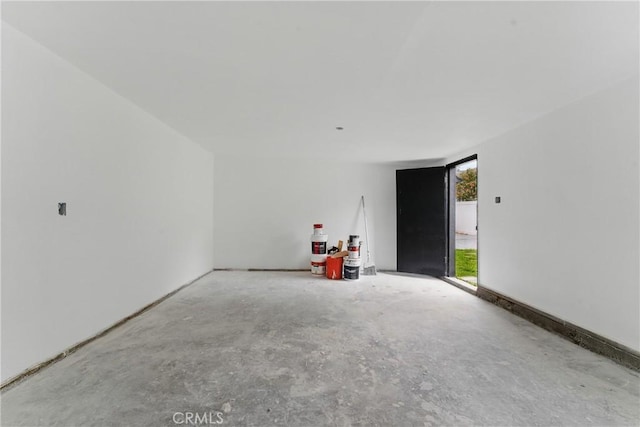 5171 S Wilton Pl, Los Angeles, CA 90062 - empty room featuring concrete flooring
