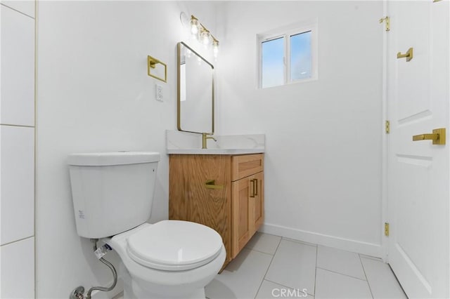 5171 S Wilton Pl, Los Angeles, CA 90062 - bathroom with vanity and tile patterned flooring