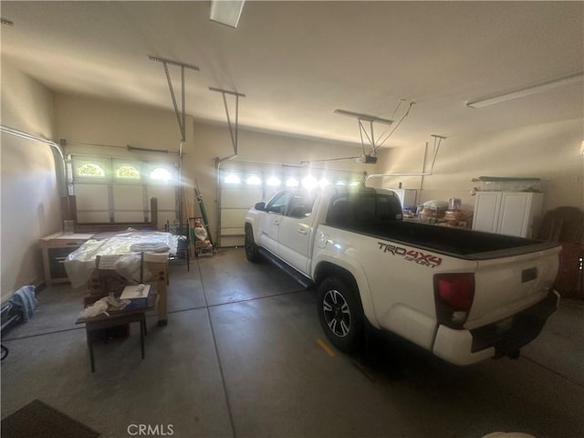 1185 Lantana Rd, Beaumont, CA 92223 - garage with a garage door opener