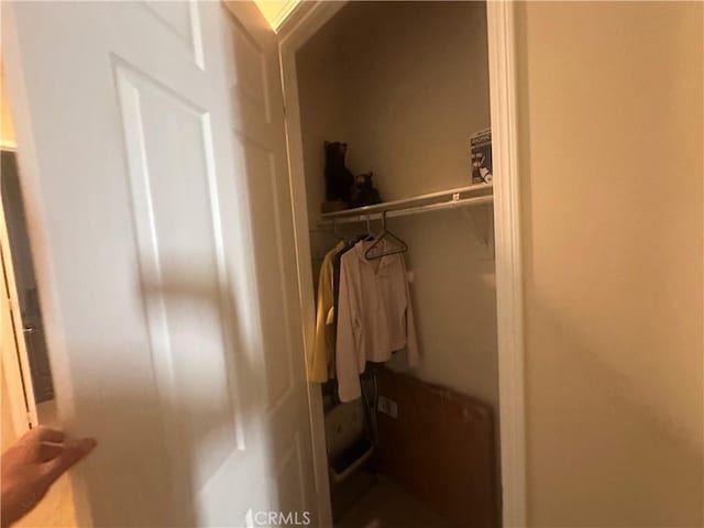1185 Lantana Rd, Beaumont, CA 92223 - view of closet