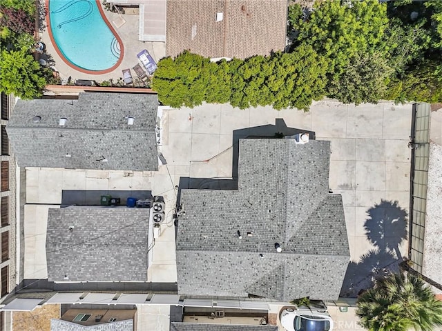 17043 Celtic St, Granada Hills, CA 91344 - drone / aerial view of a pool area