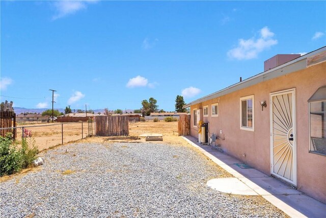 21815 Jelan Ave, Apple Valley, CA 92307 - view of yard