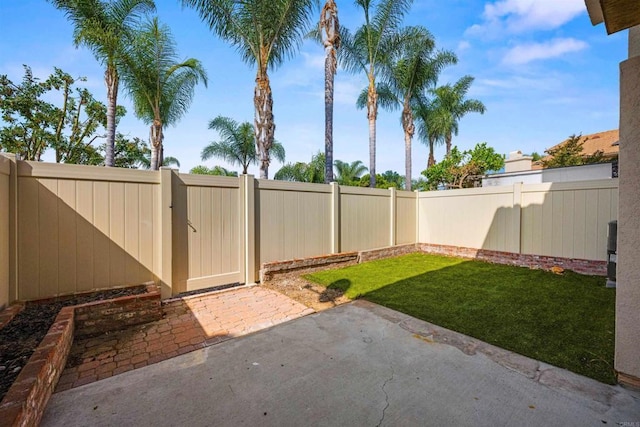 4625 Los Alamos Way Unit C, Oceanside, CA 92057 - fenced backyard with a patio and a gate