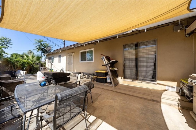 5082 La Madera Ave, El Monte, CA 91732 - view of patio with outdoor dining area
