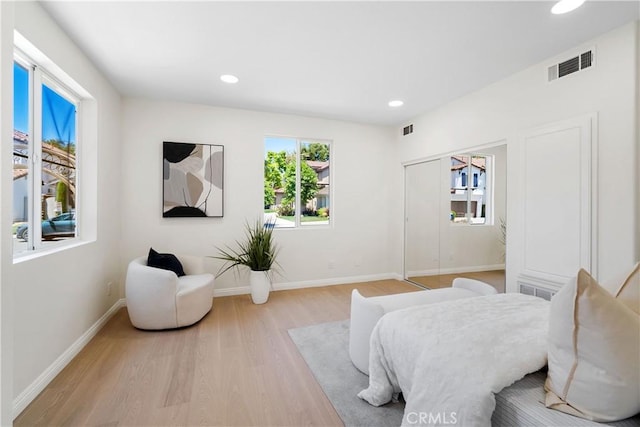 15 Lyon Rdg, Aliso Viejo, CA 92656 - bedroom with wood finished floors and recessed lighting