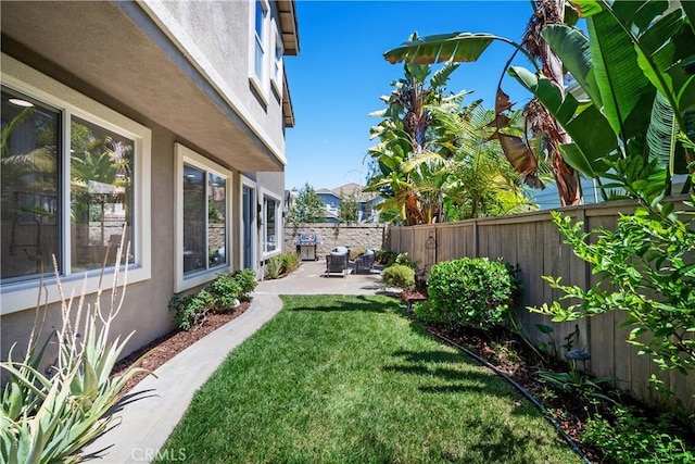 15 Lyon Rdg, Aliso Viejo, CA 92656 - fenced backyard featuring a patio area