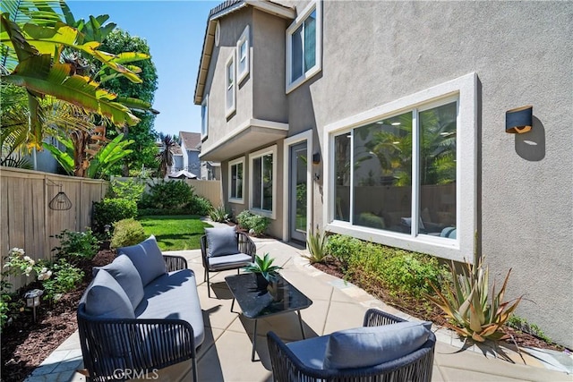15 Lyon Rdg, Aliso Viejo, CA 92656 - fenced backyard featuring a patio area and outdoor lounge area