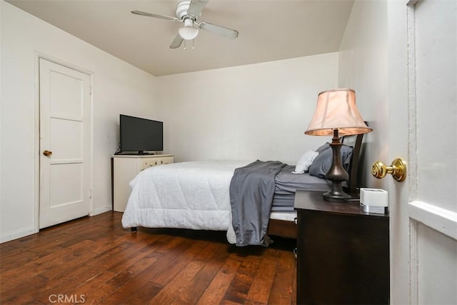 19536 Kittridge St, Reseda, CA 91335 - bedroom with hardwood / wood-style floors and ceiling fan