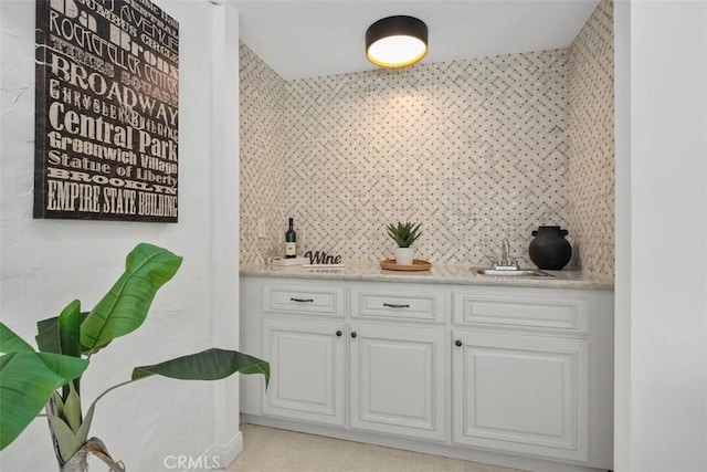 26532 Via Marina, Mission Viejo, CA 92691 - indoor wet bar featuring backsplash