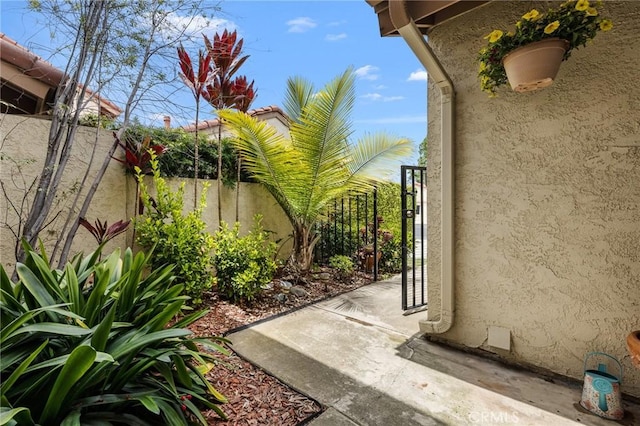 8396 Goldsport Cir, Huntington Beach, CA 92646 - view of patio / terrace with a gate