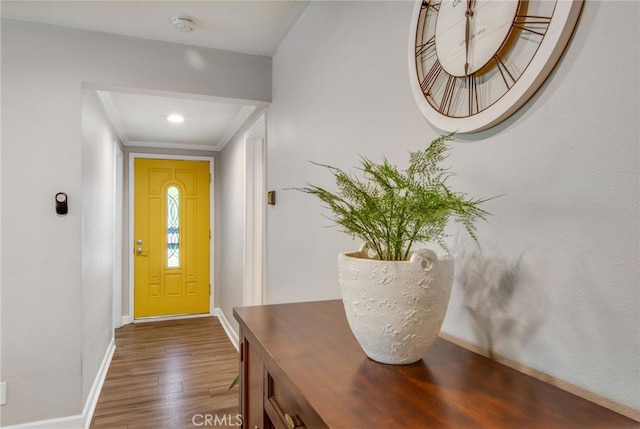 9099 Via Vista Dr, Buena Park, CA 90620 - entryway with wood finished floors and ornamental molding