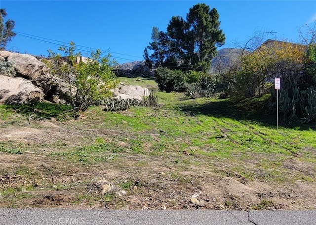 2935 Galaxie Heights Rd, Riverside, CA 92507