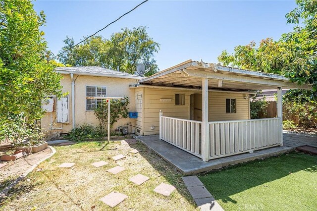 17229 Ardath Ave, Torrance, CA 90504 - view of front facade with stucco siding