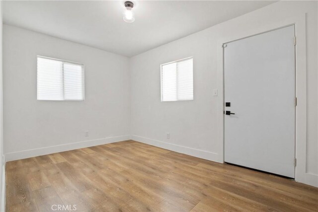 7509 Parmelee Ave, Los Angeles, CA 90001 - photo 11