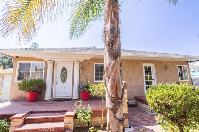 14724 Maclay St, San Fernando, CA 91345 - view of front facade with stucco siding