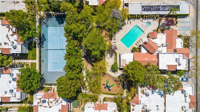 2823 W W Ave K12, Unit 136, Lancaster, CA 93536 - bird's eye view of a pool area