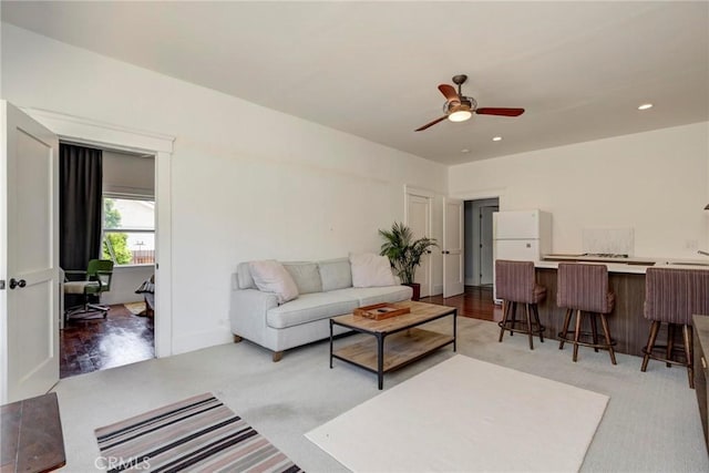571 W 17th St, San Pedro, CA 90731 - living area with a ceiling fan, recessed lighting, and a desk
