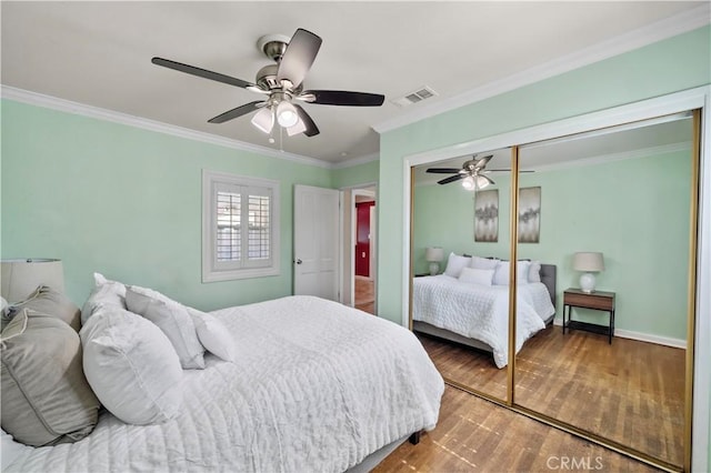 9662 Crosby Ave, Garden Grove, CA 92844 - bedroom featuring a closet, ornamental molding, wood finished floors, and ceiling fan
