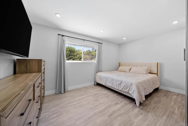 7971 Jade Coast Rd, San Diego, CA 92126 - bedroom featuring light wood-type flooring and recessed lighting