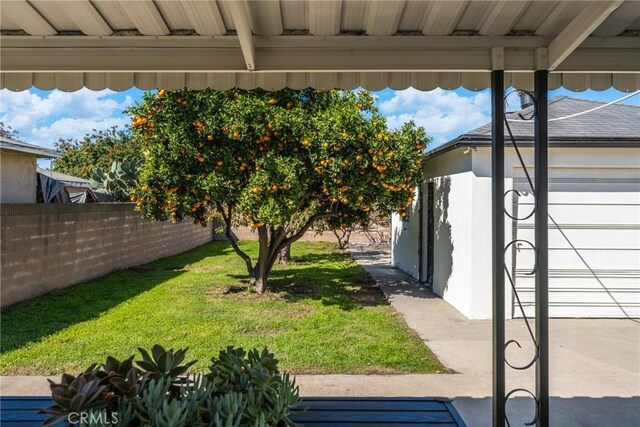 2283 Gaviota Ave, Signal Hill, CA 90755 - view of yard
