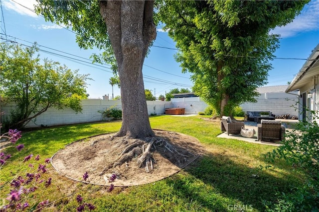 11243 Gaviota Ave, Granada Hills, CA 91344 - fenced backyard featuring outdoor lounge area and a patio area