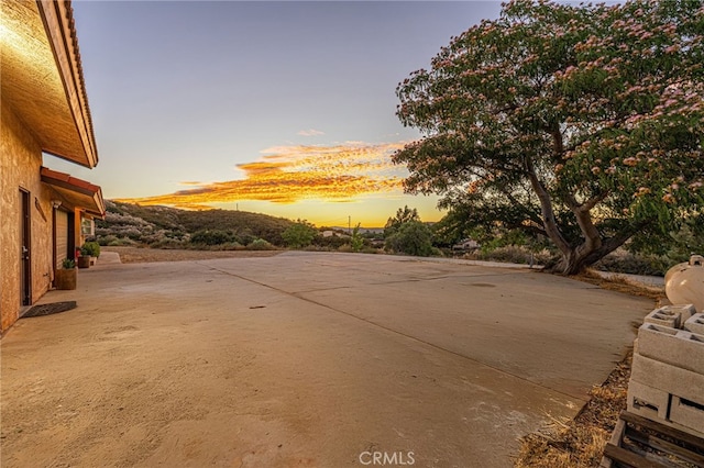 14320 Kiptree Dr, Lake Hughes, CA 93532 - view of patio terrace at dusk